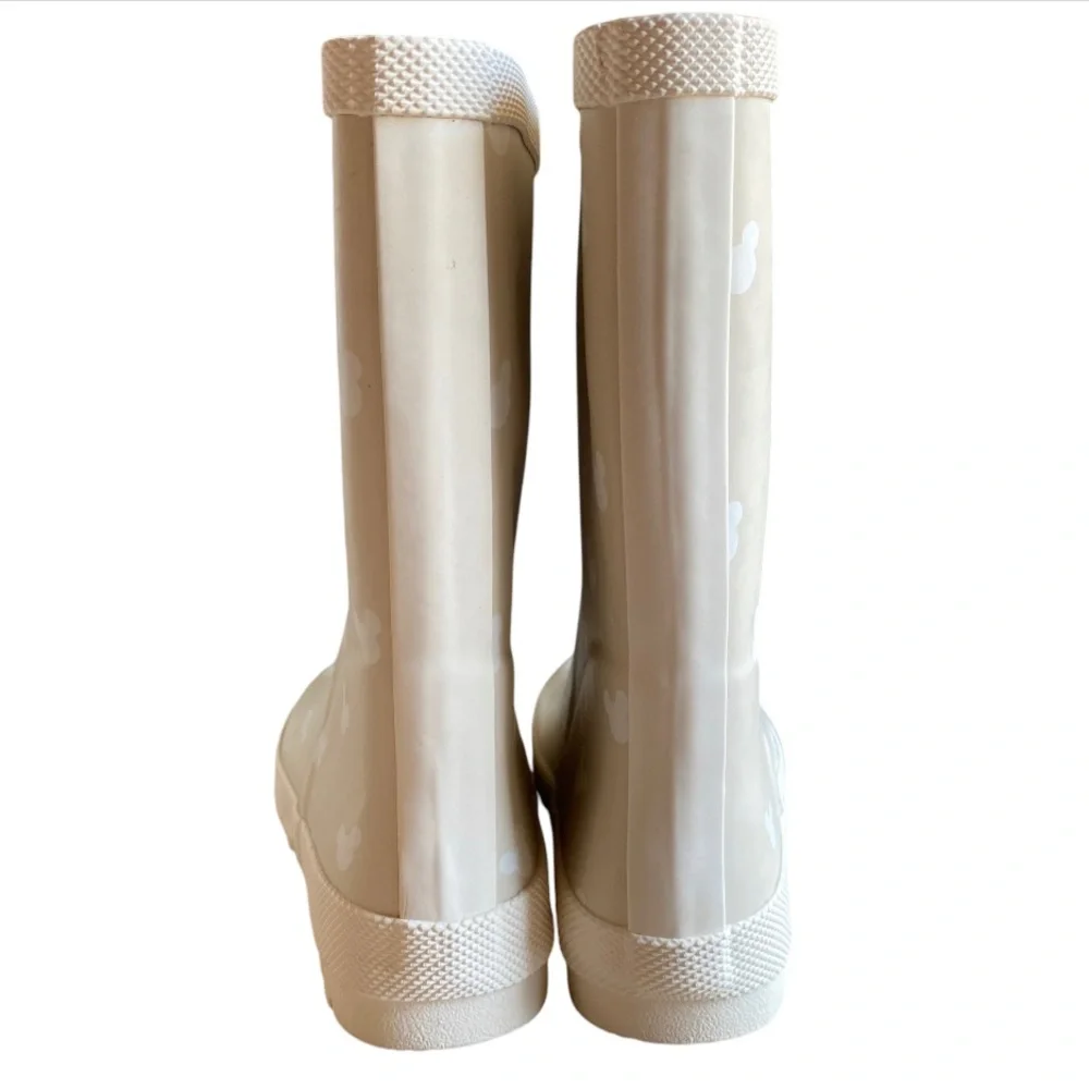 Brand New! Cream/ Neutral/White Mickey Mouse Pattern Rain Boots Size 1